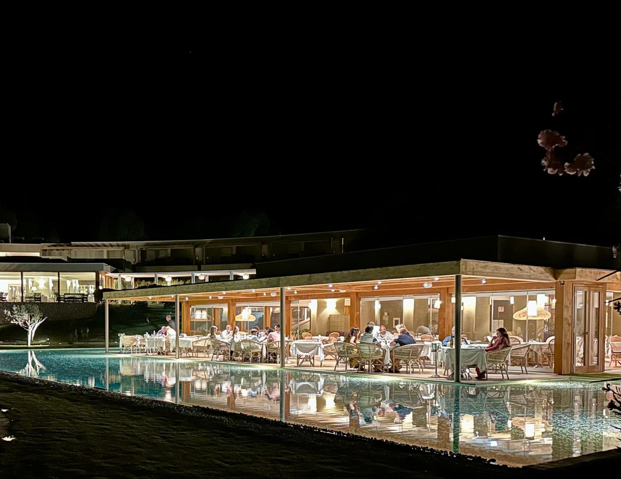 Villa Zippiri Is Molas พูลา ภายนอก รูปภาพ